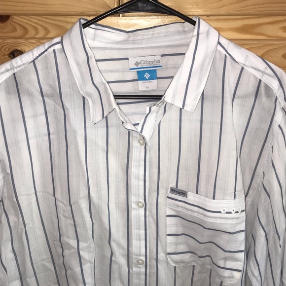Columbia white/blue striped lightweight button front shirt size XL - Picture 3 of 5